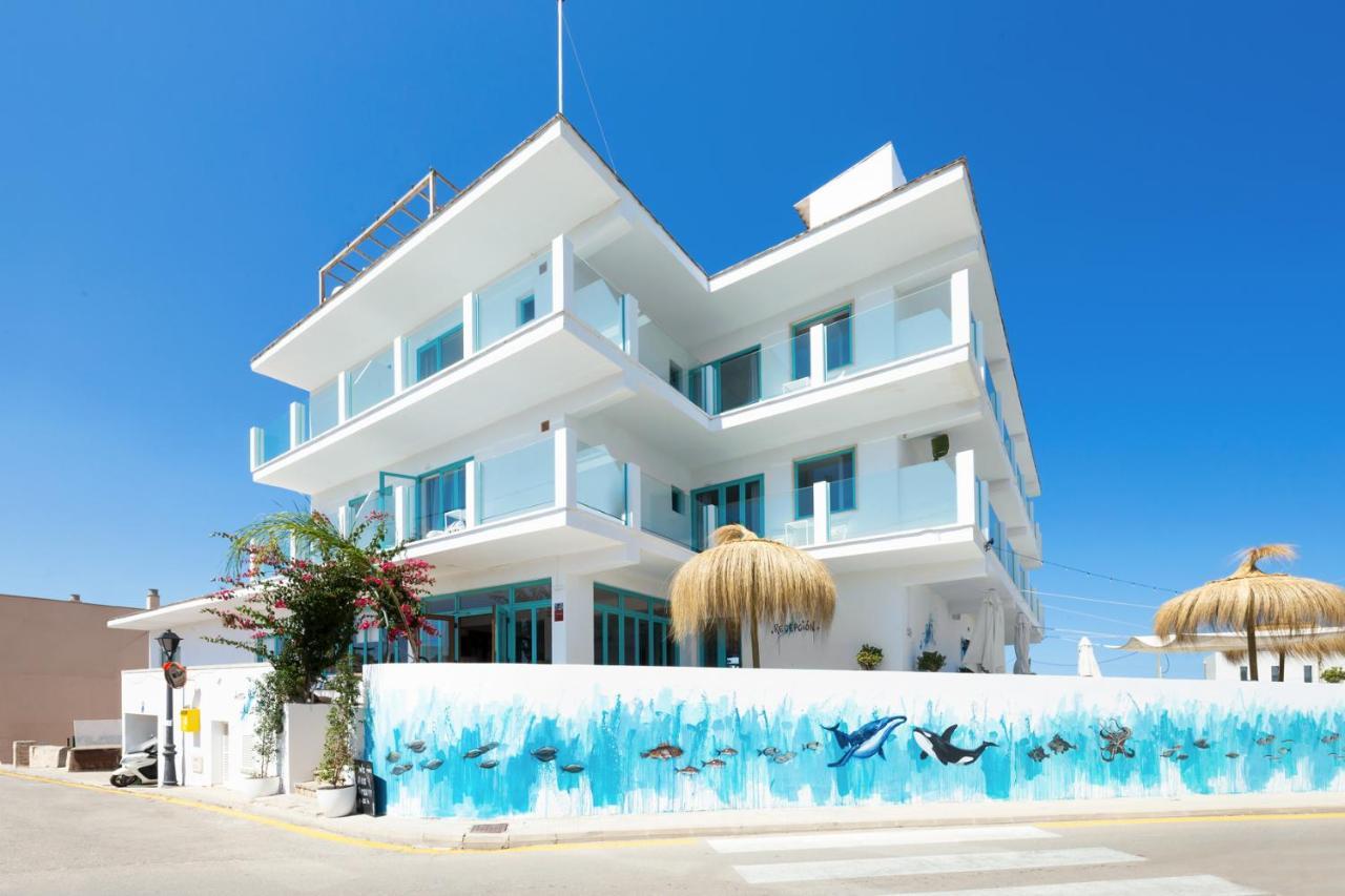 Hostal Cala Llombards Exteriör bild