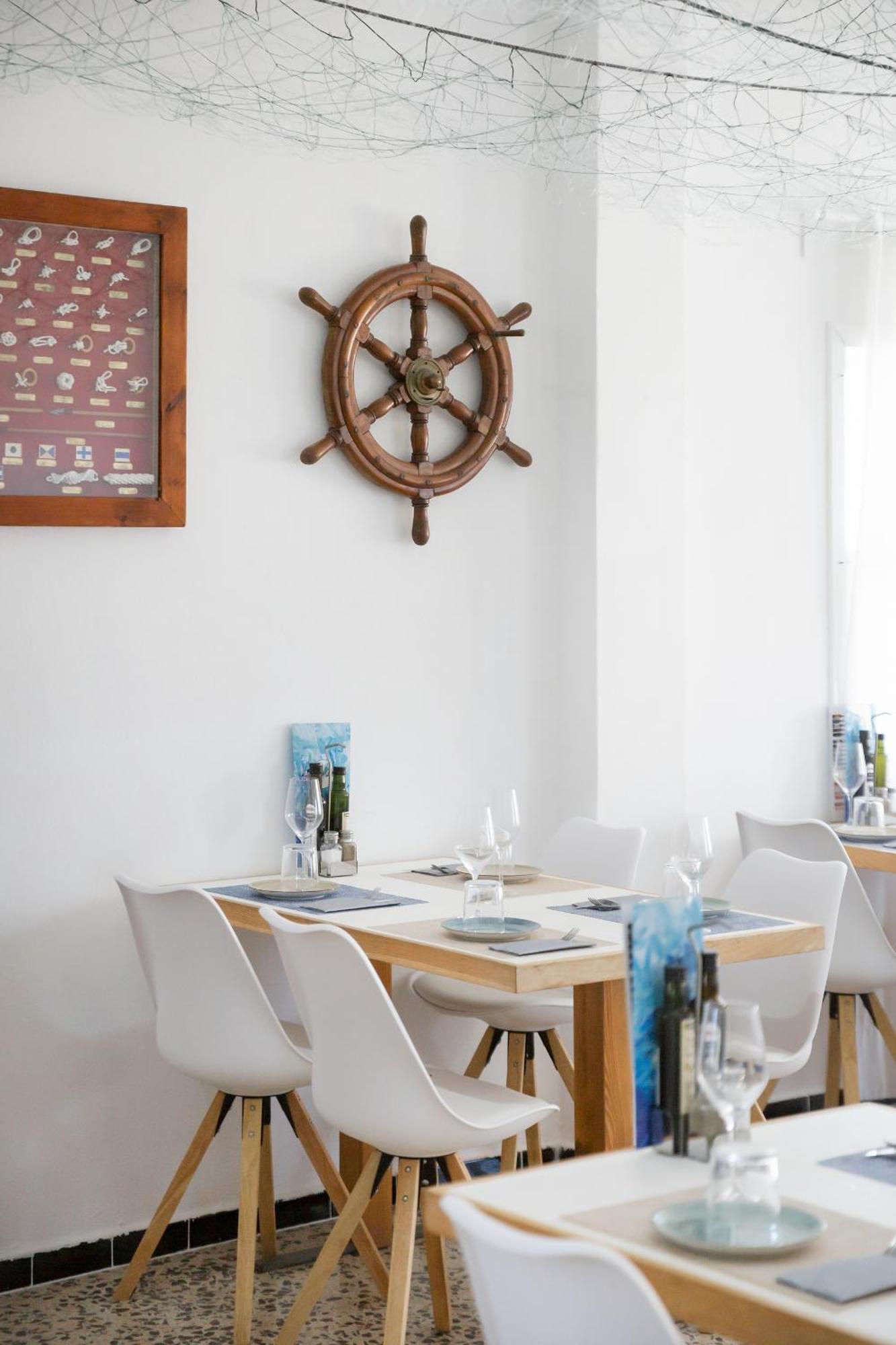 Hostal Cala Llombards Exteriör bild